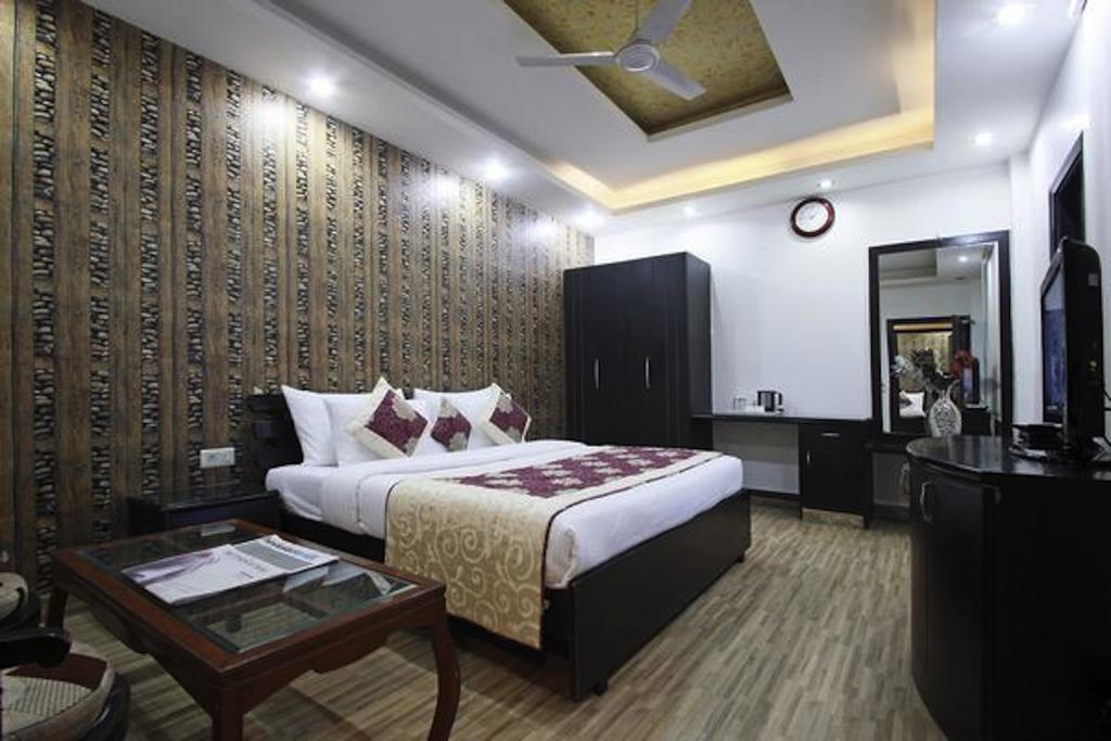 Hotel Universe Inn 뉴델리 외부 사진